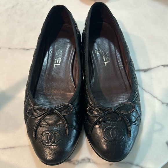 CHANEL Shoes - Chanel Black  Classic Ballerina Flat